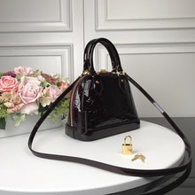Load image into Gallery viewer, Alma BB Vernis Leather