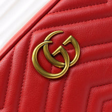 Load image into Gallery viewer, GG Marmont matelassé mini bag 17cm