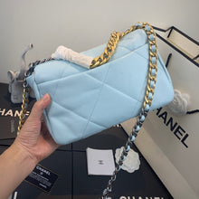 Load image into Gallery viewer, CC 19 Flap Bag Medium