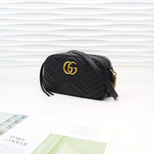 Load image into Gallery viewer, GG Marmontmatelassé small shoulder bag 24cm