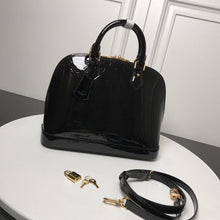 Load image into Gallery viewer, Alma PM Vernis Leather