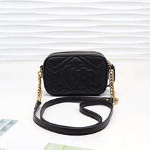 Load image into Gallery viewer, GG Marmont matelassé mini bag 17cm