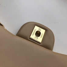 Load image into Gallery viewer, CC Flap Bag X Lambskin Mini