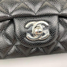 Load image into Gallery viewer, CC Flap Bag X Caviar Small 20cm