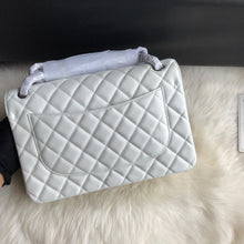 Load image into Gallery viewer, CC Flap Bag X Caviar Jumbo