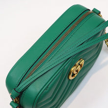 Load image into Gallery viewer, GG Marmont matelassé mini bag 17cm