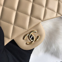 Load image into Gallery viewer, CC Flap Bag X Lambskin Jumbo