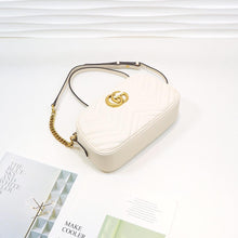 Load image into Gallery viewer, GG Marmontmatelassé small shoulder bag 24cm