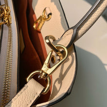 Load image into Gallery viewer, Montaigne BB Empreinte
