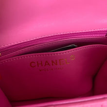 Load image into Gallery viewer, CC Flap Bag X Lambskin Mini