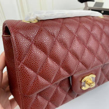 Load image into Gallery viewer, CC Flap Bag X Caviar Small 20cm