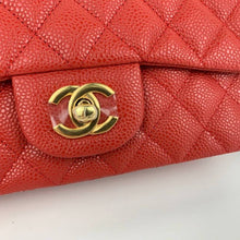 Load image into Gallery viewer, CC Flap Bag X Caviar Small 20cm