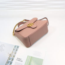 Load image into Gallery viewer, GG Marmont Small top handle bag 26cm

