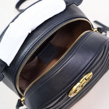 Load image into Gallery viewer, GG Marmont quilted leather backpack
