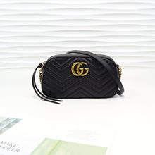 Load image into Gallery viewer, GG Marmontmatelassé  small shoulder bag 24cm

