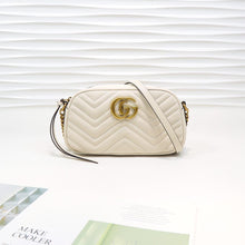 Load image into Gallery viewer, GG Marmontmatelassé  small shoulder bag 24cm
