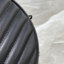 Load image into Gallery viewer, VINYLE ROUND CAMERA BAG
