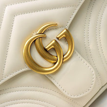 Load image into Gallery viewer, GG Marmont Small top handle bag 26cm
