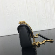 Load image into Gallery viewer, New Wave Chain Bag PM
