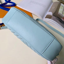 Load image into Gallery viewer, NEW WAVE CAMERA BAG
