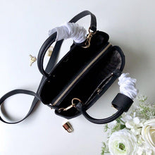 Load image into Gallery viewer, Montaigne BB Empreinte
