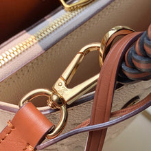Load image into Gallery viewer, Montaigne BB Empreinte
